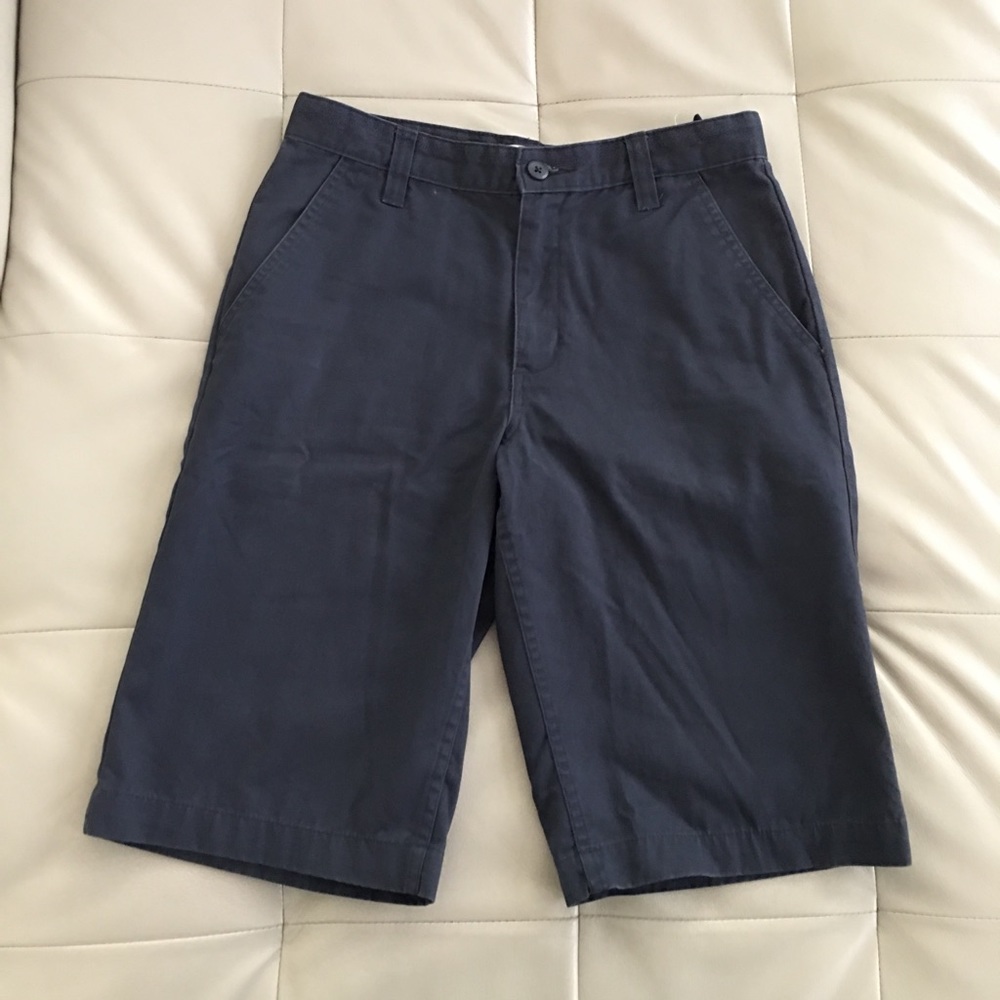 Size 16 Old Navy uniform style shorts